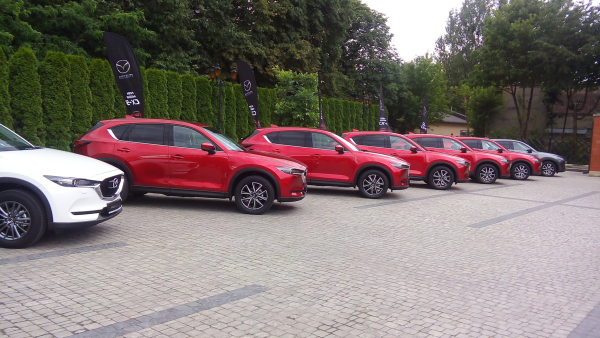 «Автоцентр» проводит тест новой Mazda CX-5 в Карпатах