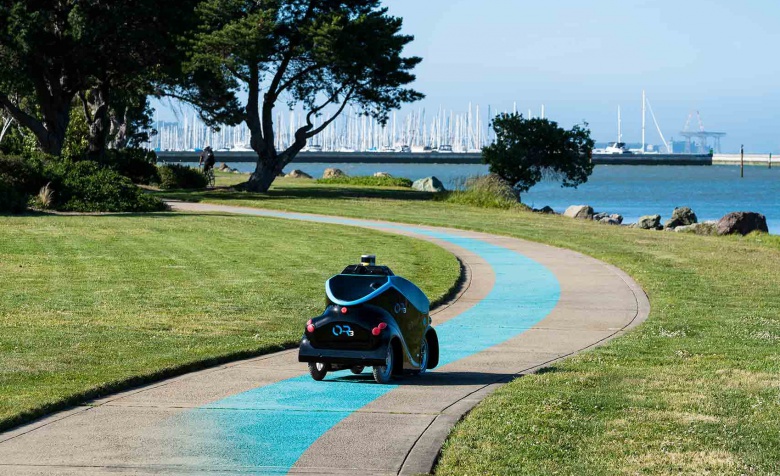 Полиция Дубая переходит на беспилотные автомобили Полиция Дубая переходит на беспилотные автомобили