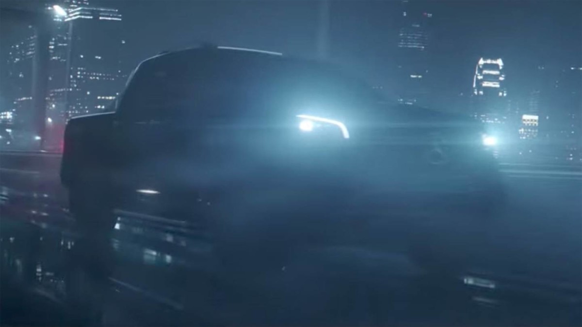 Тизеры и видео серийного пикапа Mercedes-Benz X-Class