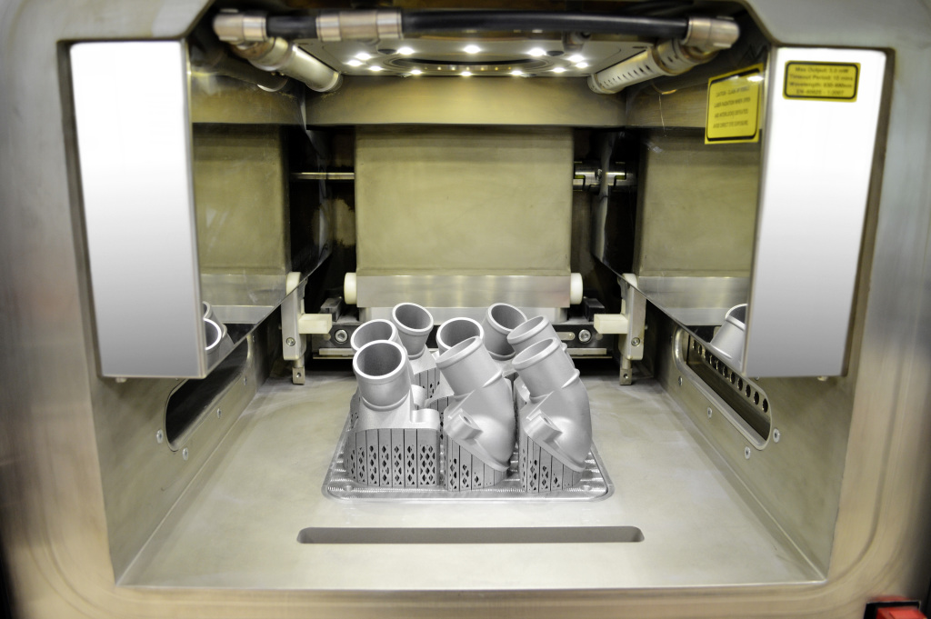 Mercedes-Benz запустил первый 3D принтер по металлу