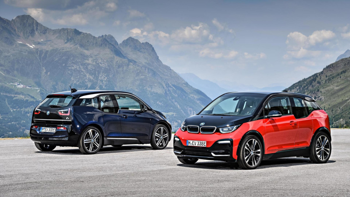 BMW i3 2018: фото и подробности обновленного электромобиля