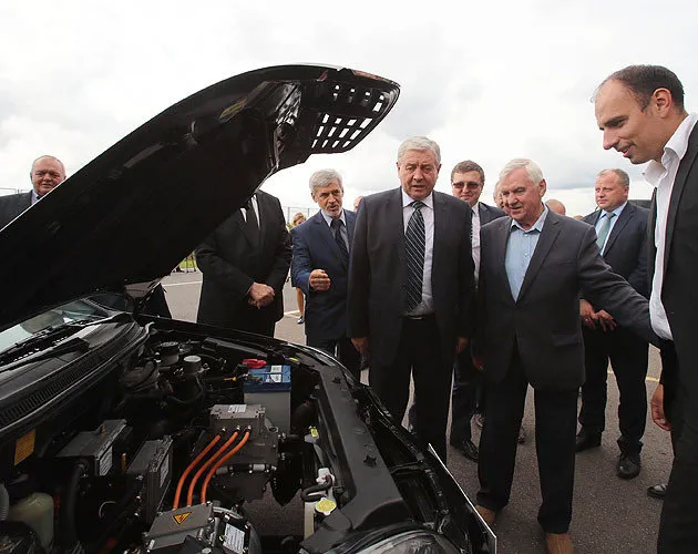 Первый белорусский электромобиль создали на базе Geely