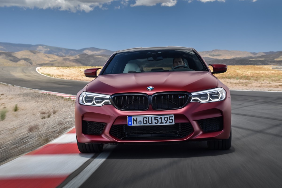 BMW M5 2018: все подробности нового спорт-седана БМВ