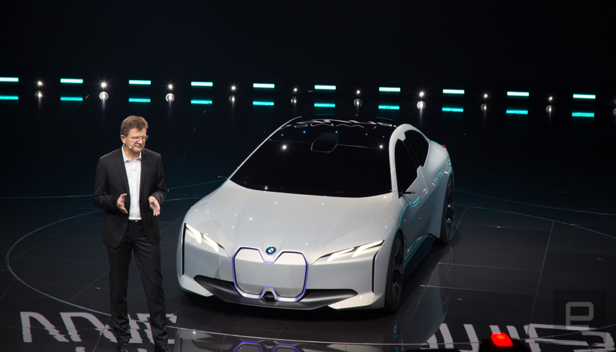 BMW представила во Франфурте конкурента Tesla Model S