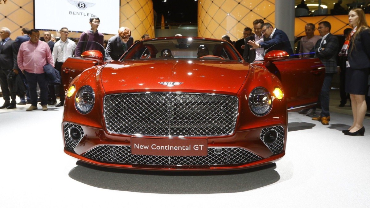 Новый Bentley Continental GT 2018 впервые показали на публике Новый Bentley Continental GT 2018 впервые показали на публике