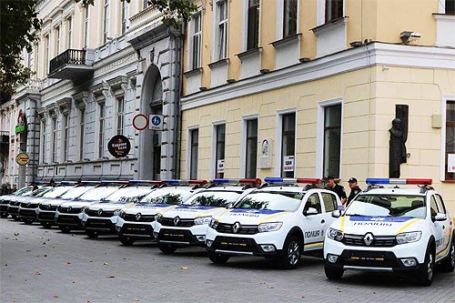 Автопарк одесской полиции пополнился новыми автомобилями