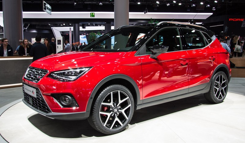 Компактный кроссовер SEAT Arona презентовали во Франкфурте Компактный кроссовер SEAT Arona презентовали во Франкфурте
