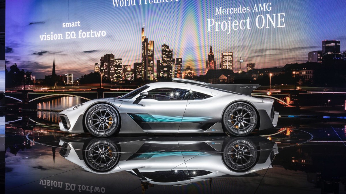 Mercedes-AMG Project One: живые фото первого гиперкара Мерседес