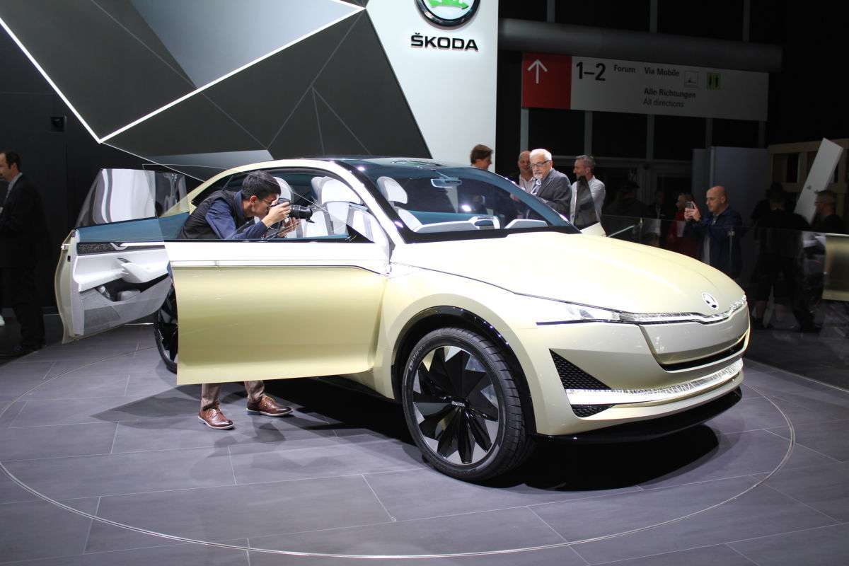 Электрокроссовер Skoda Vision E обновили к автошоу во Франкфурте Электрокроссовер Skoda Vision E обновили к автошоу во Франкфурте