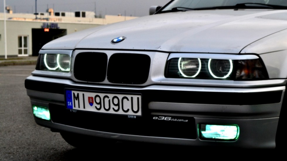 В ГФС назвали количество авто на еврономерах в Украине