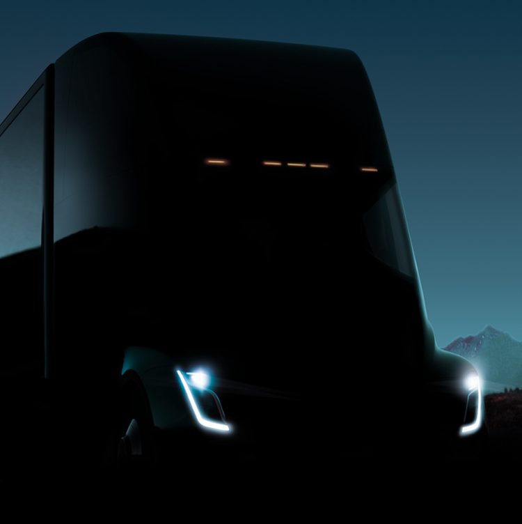 Новые фото электрического грузовика Tesla Semi