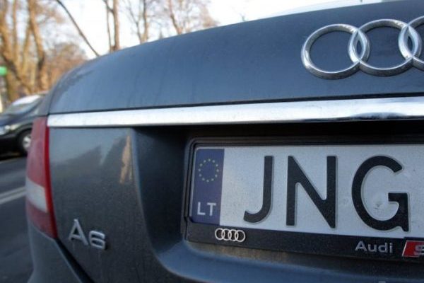 Чем грозит проверка законности авто из Литвы