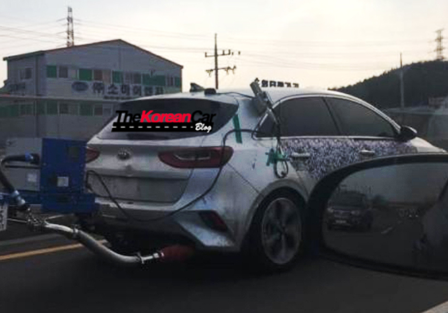 Новый Kia cee’d 2018 засняли во время тестов Новый Kia cee’d 2018 засняли во время тестов