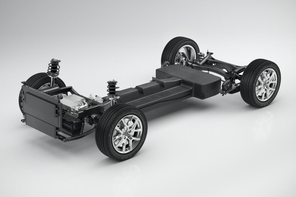 Первые подробности нового Volvo V40 2019 Первые подробности нового Volvo V40 2019