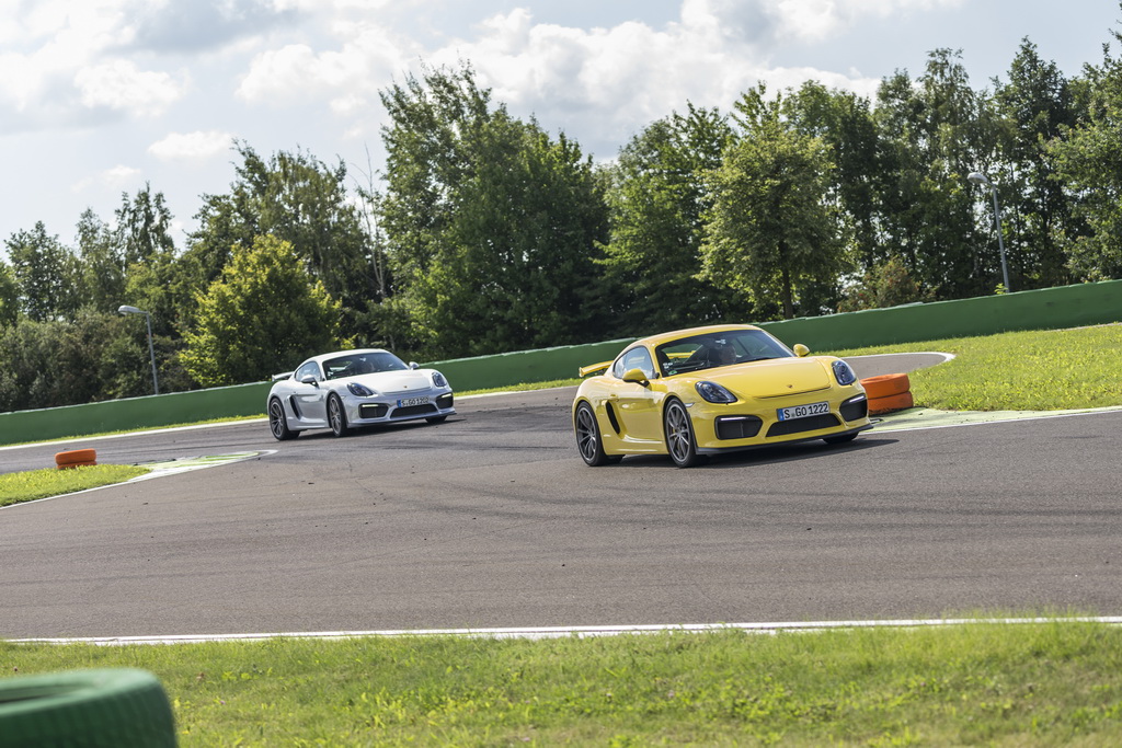 Porsche GT4 Clubsport