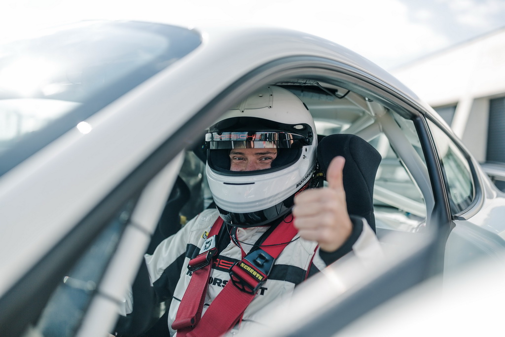 Porsche GT4 Clubsport