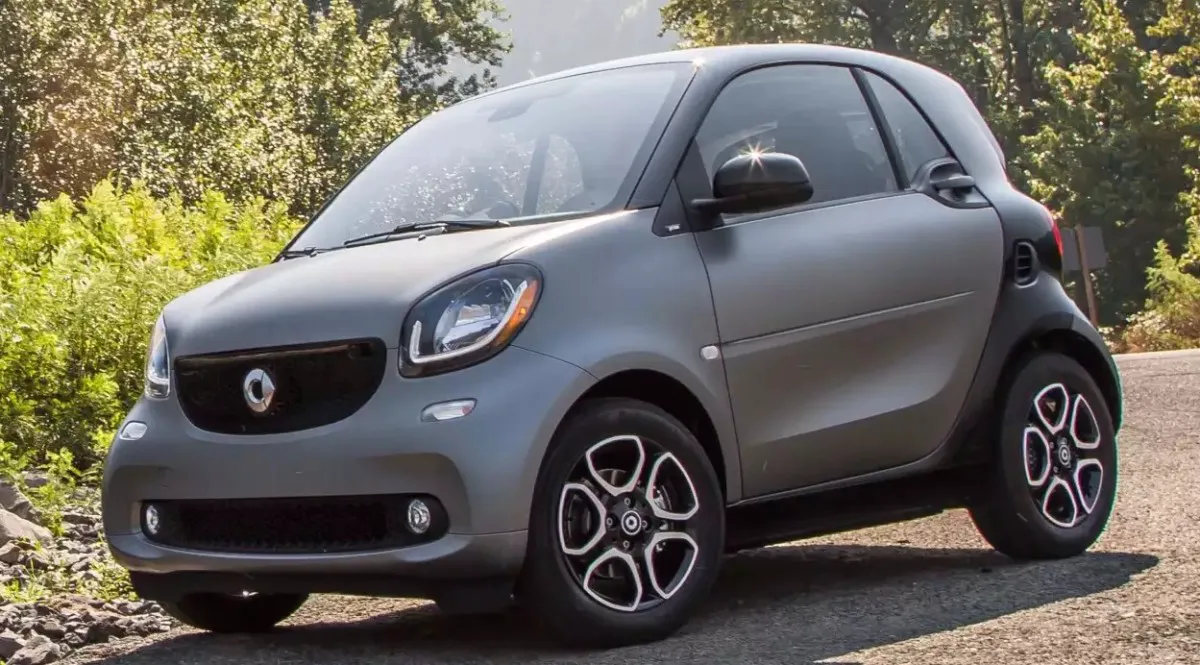 Smart Fortwo заднемоторное авто