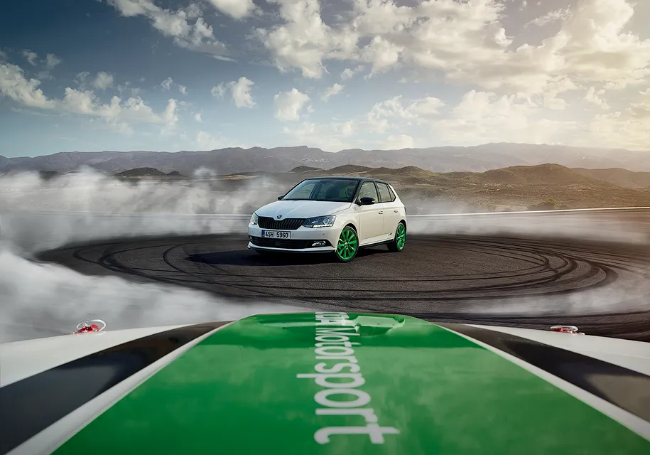 Новый хот-хэтч Skoda Fabia посвятили победе в чемпионате мира по ралли Новый хот-хэтч Skoda Fabia посвятили победе в чемпионате мира по ралли