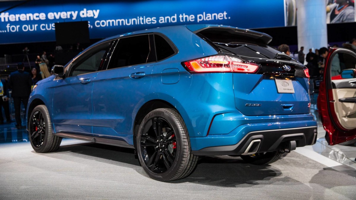 Ford Edge 2019: живые фото с Детройтского автосалона Ford Edge 2019: живые фото с Детройтского автосалона