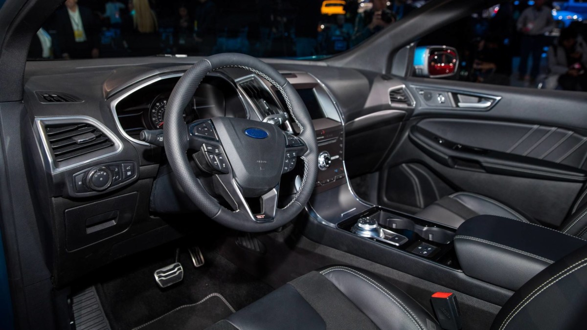 Ford Edge 2019: живые фото с Детройтского автосалона Ford Edge 2019: живые фото с Детройтского автосалона