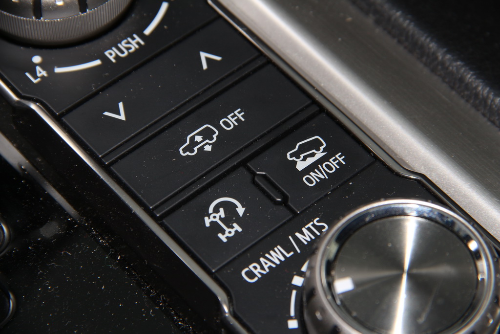 Toyota Land Cruiser 200