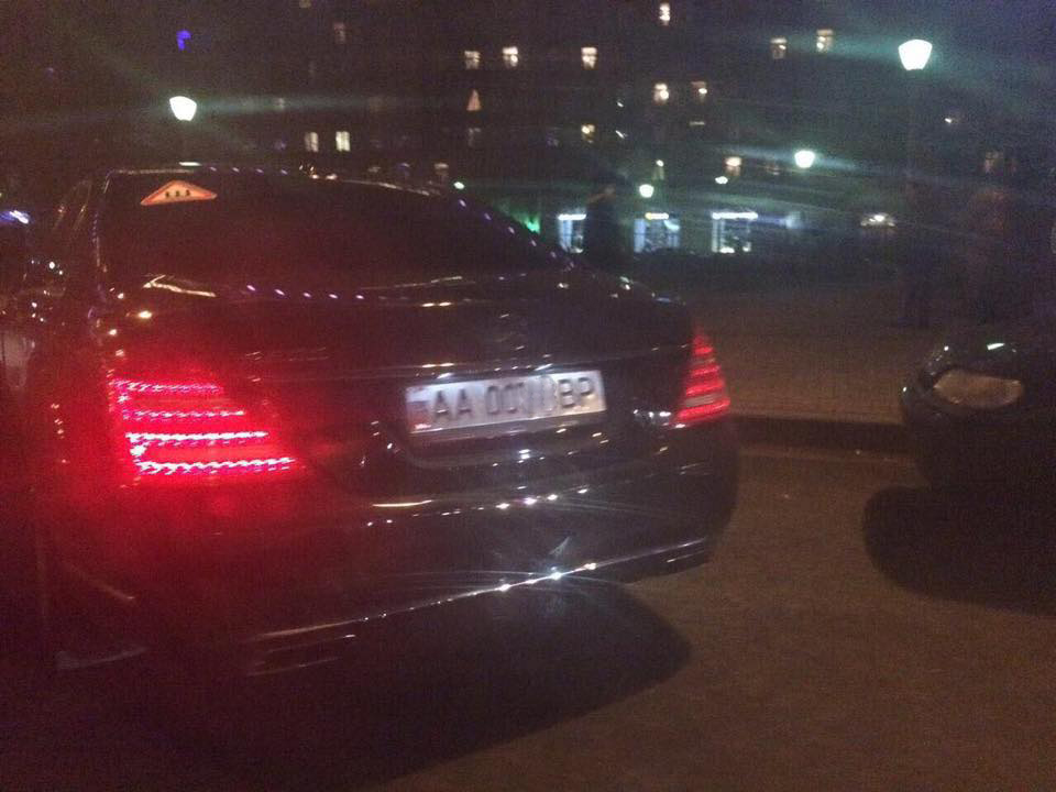 Mercedes Верховной Рады