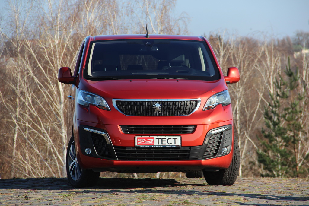 Внешность Peugeot Traveller 2017 VIP