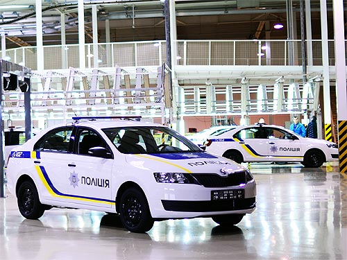 Нацполиция получила 400 новых авто украинского производства
