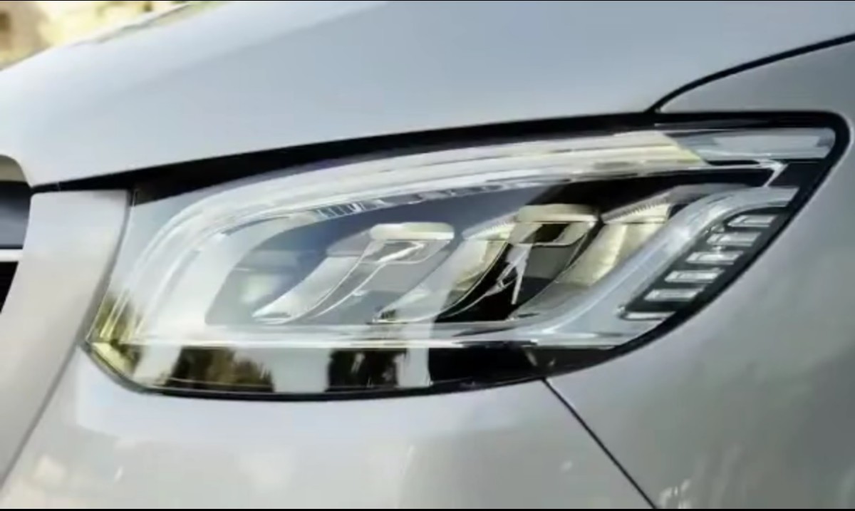 Sprinter 2018 года получит модерные, суженные фары