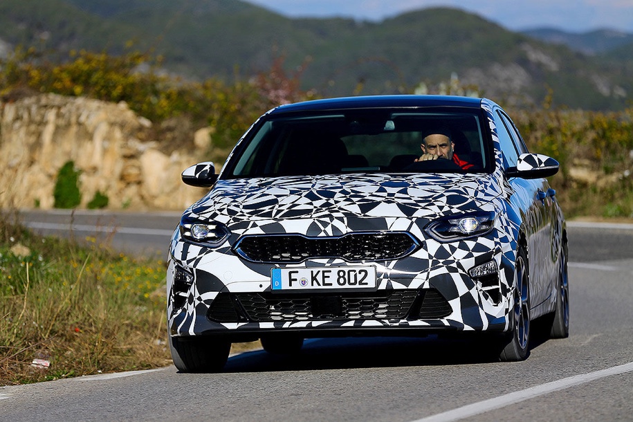 Новый Kia Ceed 2019 станет легче и просторнее Новый Kia Ceed 2019 станет легче и просторнее
