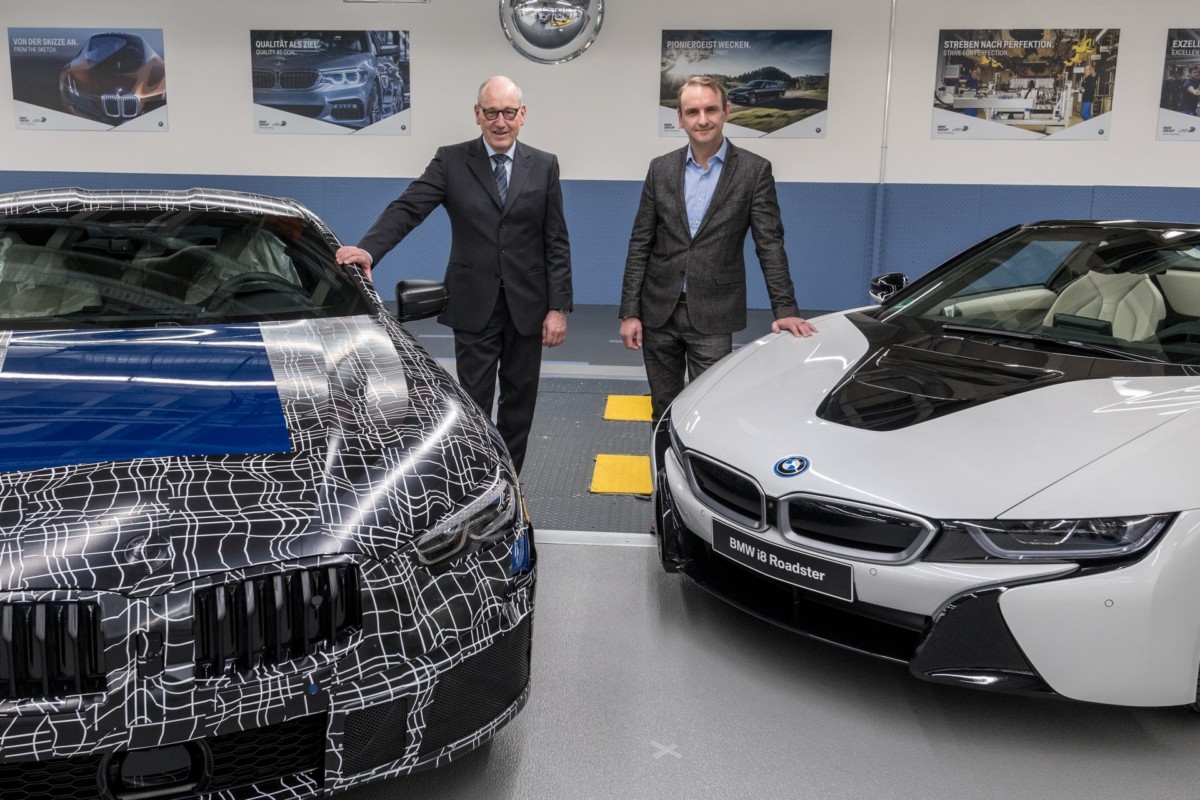 Новая BMW 8 Series 2019 засветилась на официальных фото
