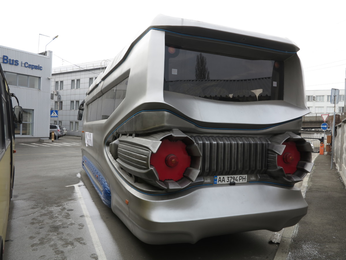 Украинский автобус к полету в космос готов
