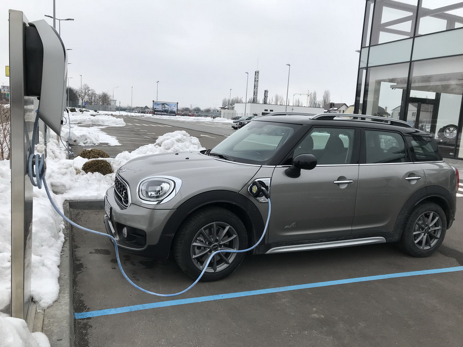 Внешность MINI Cooper S E