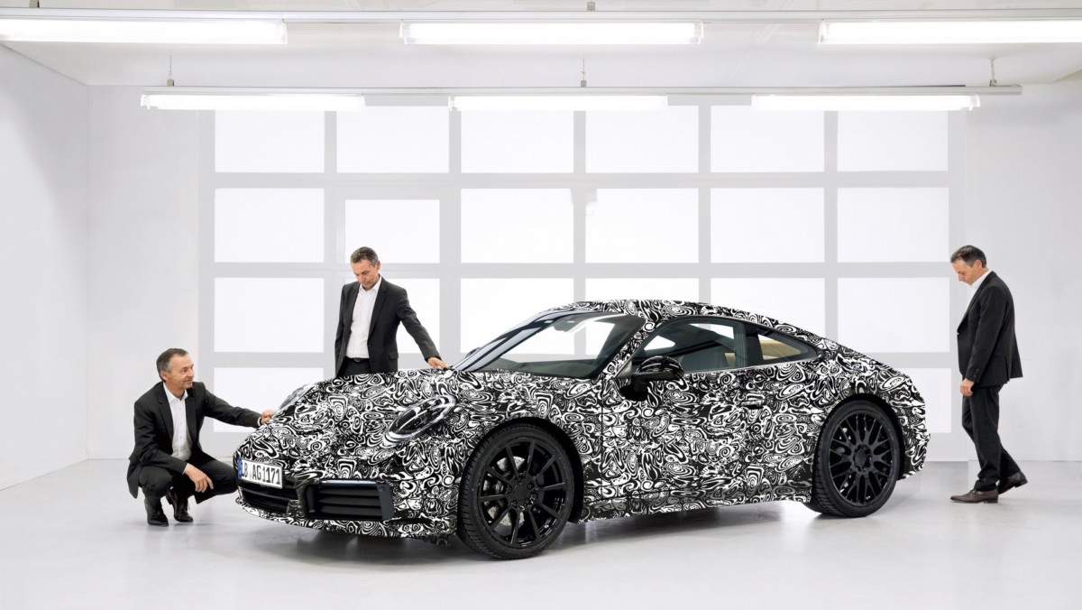 Официальные фото и подробности нового Porsche 911 2019