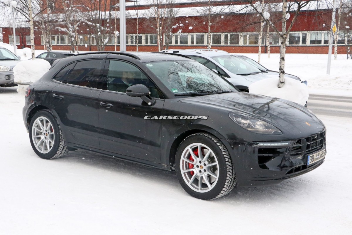 Новый Porsche Macan 2019 засняли во время тестов Новый Porsche Macan 2019 засняли во время тестов
