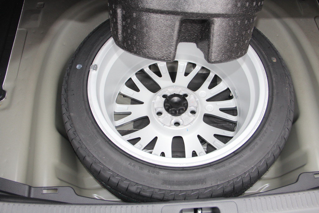 Багажник Toyota Camry 2018