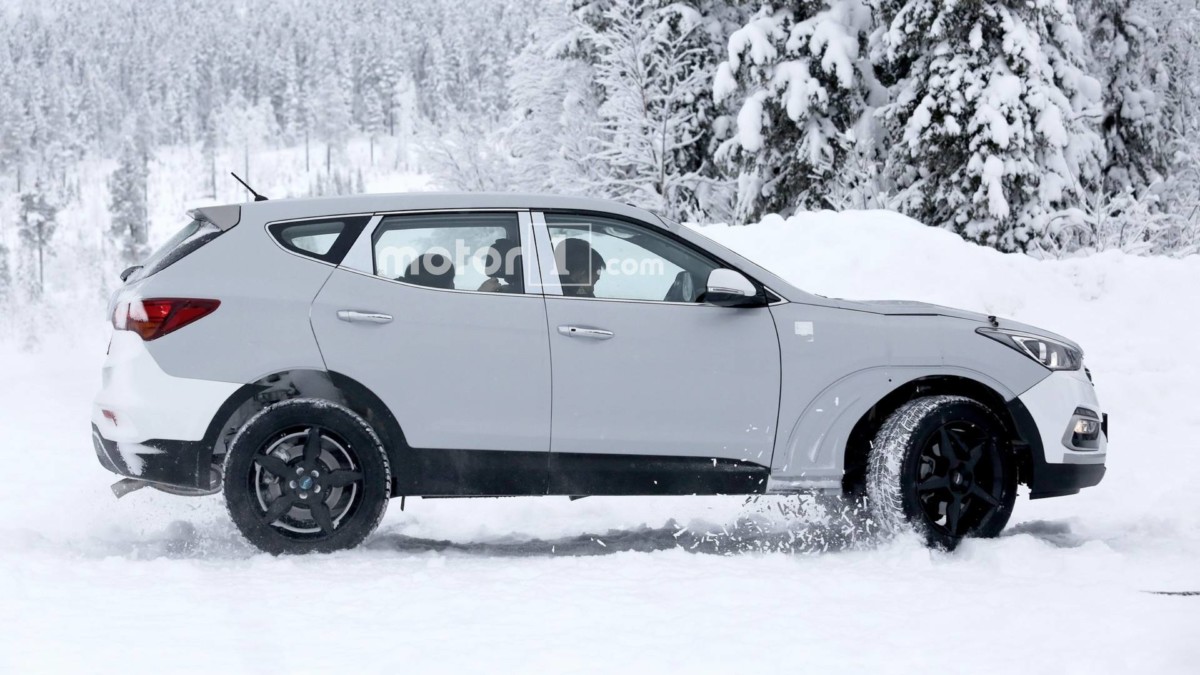 Первый кроссовер Genesis GV80 должен появиться в 2019 году.