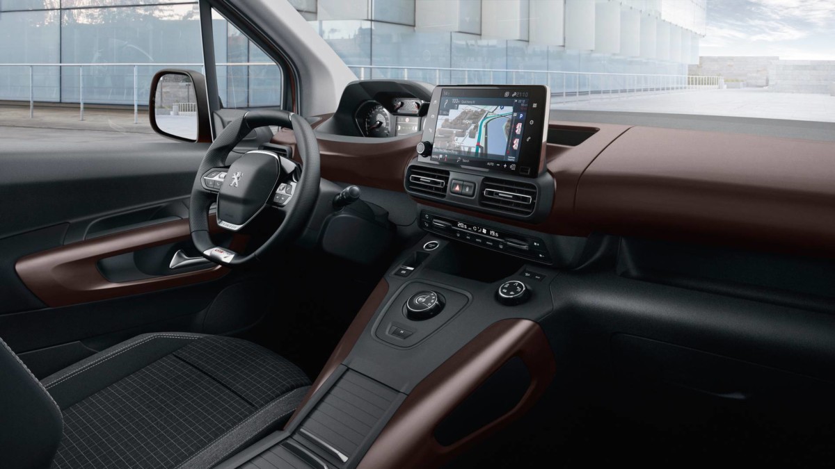 Peugeot Rifter 2018: все подробности преемника Peugeot Partner Peugeot Rifter 2018: все подробности преемника Peugeot Partner