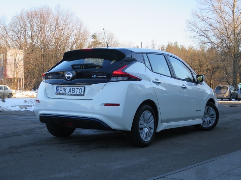 Nissan Leaf 2018 в Украине 