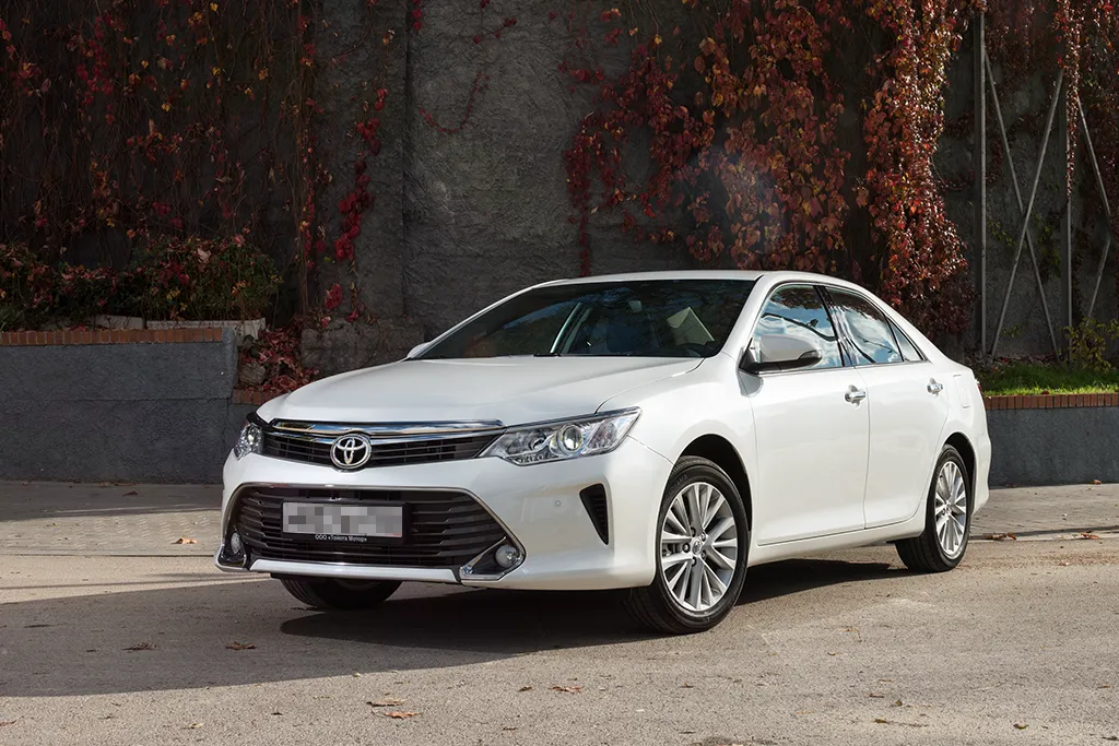 Все слабые места подержанной Toyota Camry 50