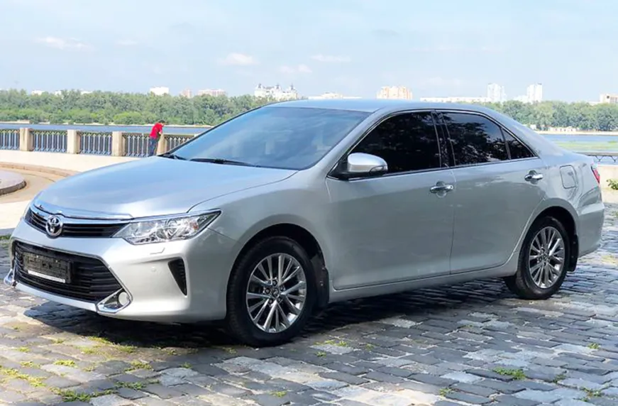 Toyota Camry 50