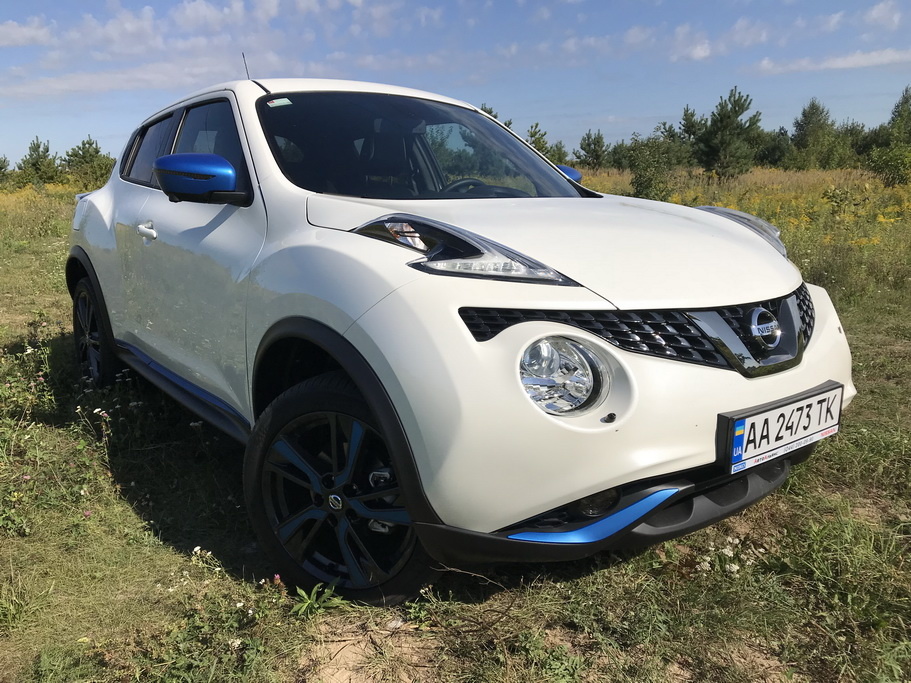 Внешность Nissan Juke 2018 вид спереди