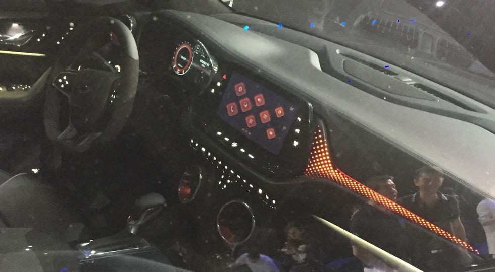 кроссовер chevrolet