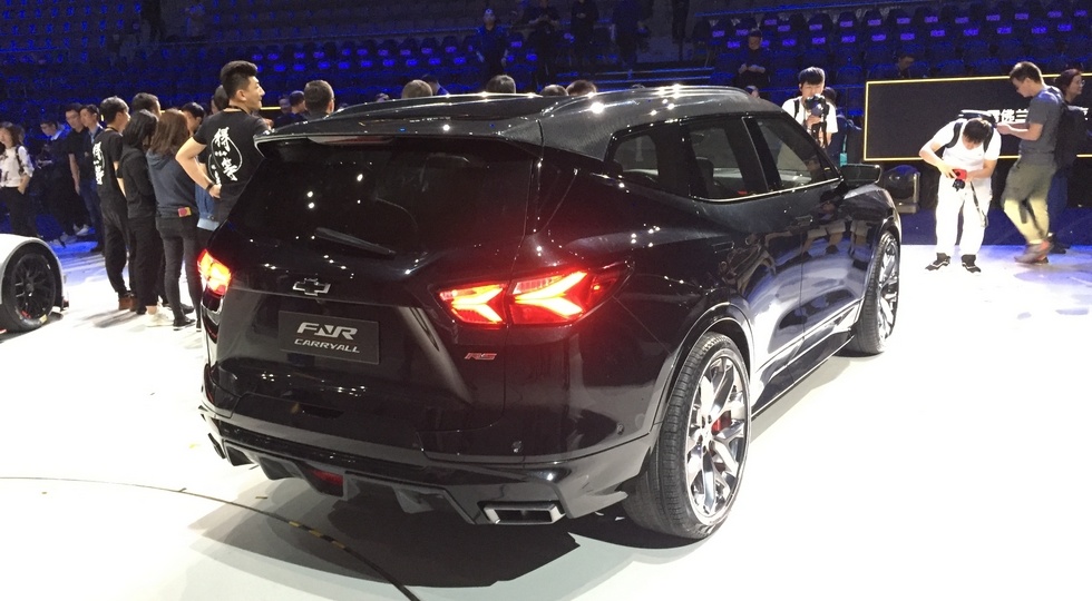 кроссовер chevrolet