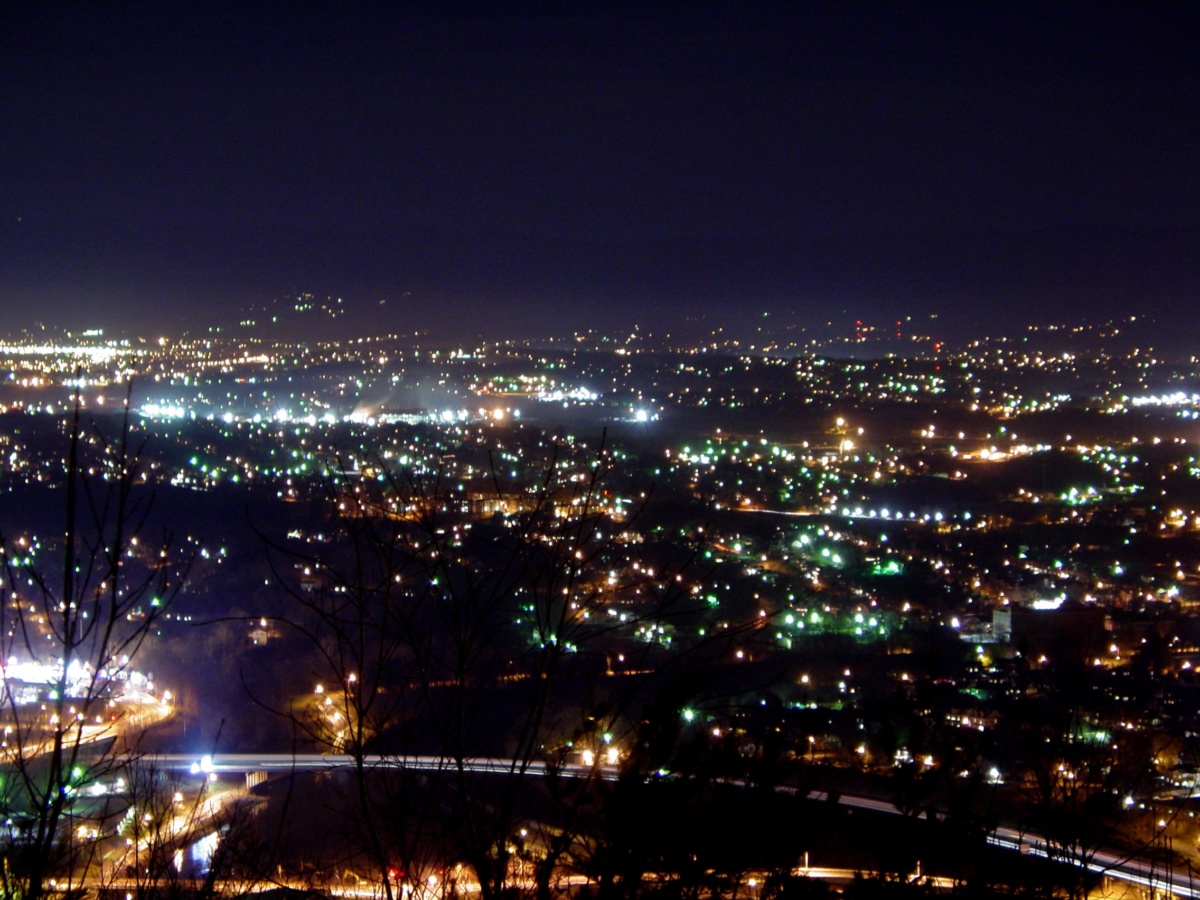 уличное освещение - мегаполис