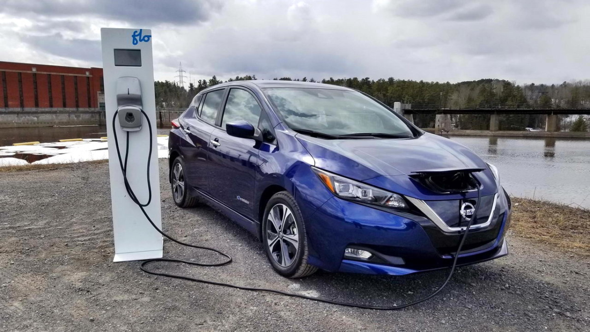 Быстрая зарядка Nissan Leaf e-plus