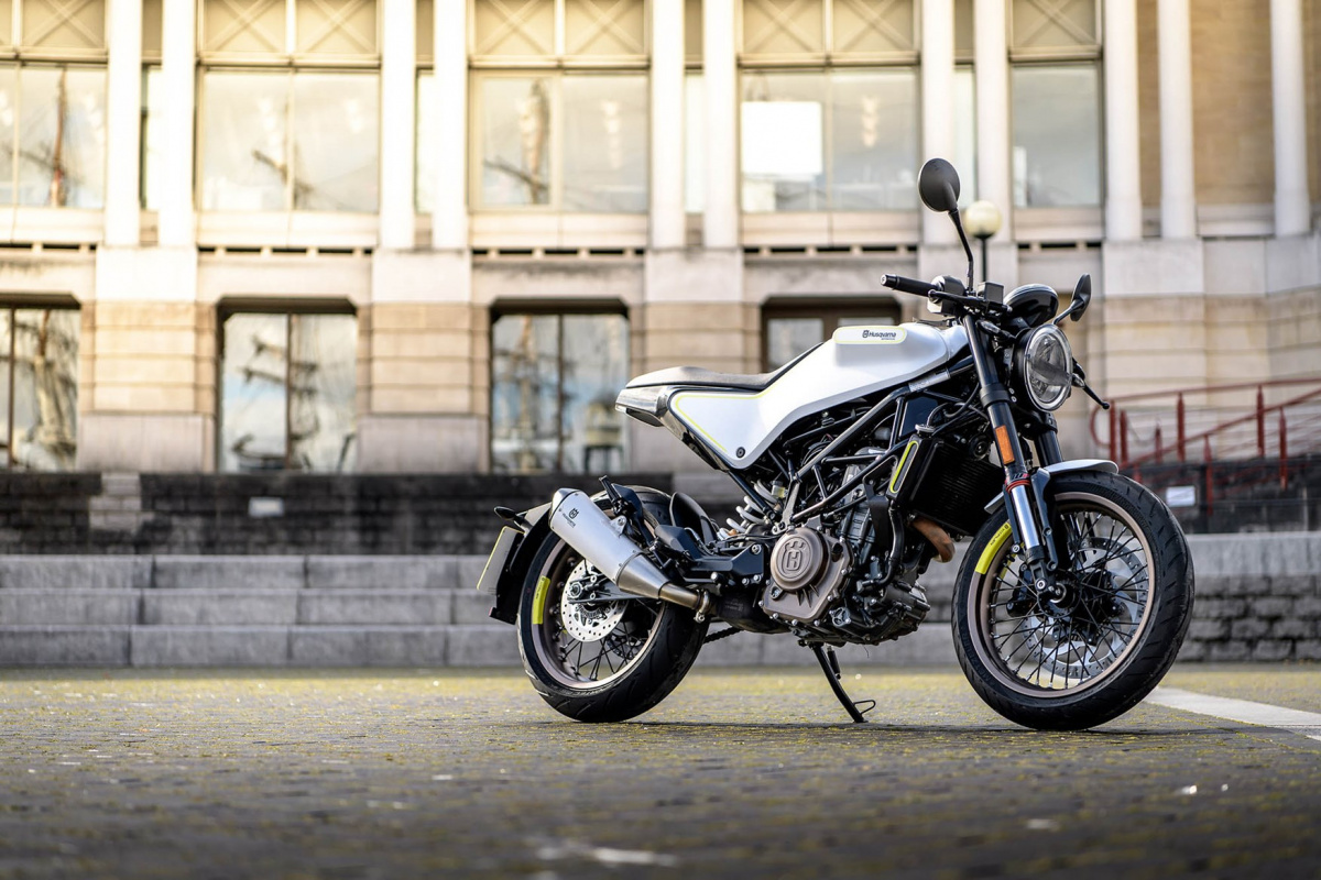 дорожный мотоцикл Husqvarna Svartpilen 401