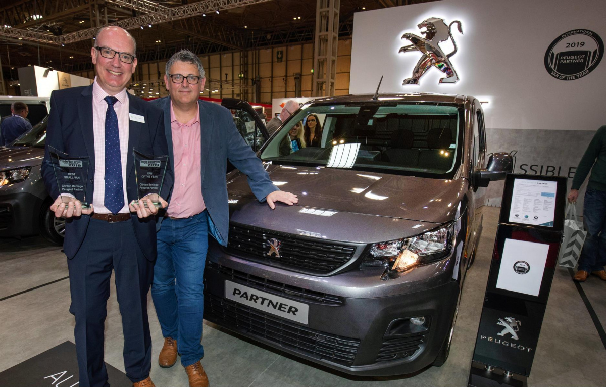 Peugeot Partner - Фургон года 2019 в конкурсе британского изданияTrade Van Driver Magazine