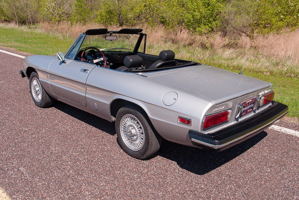 Alfa Romeo Spider