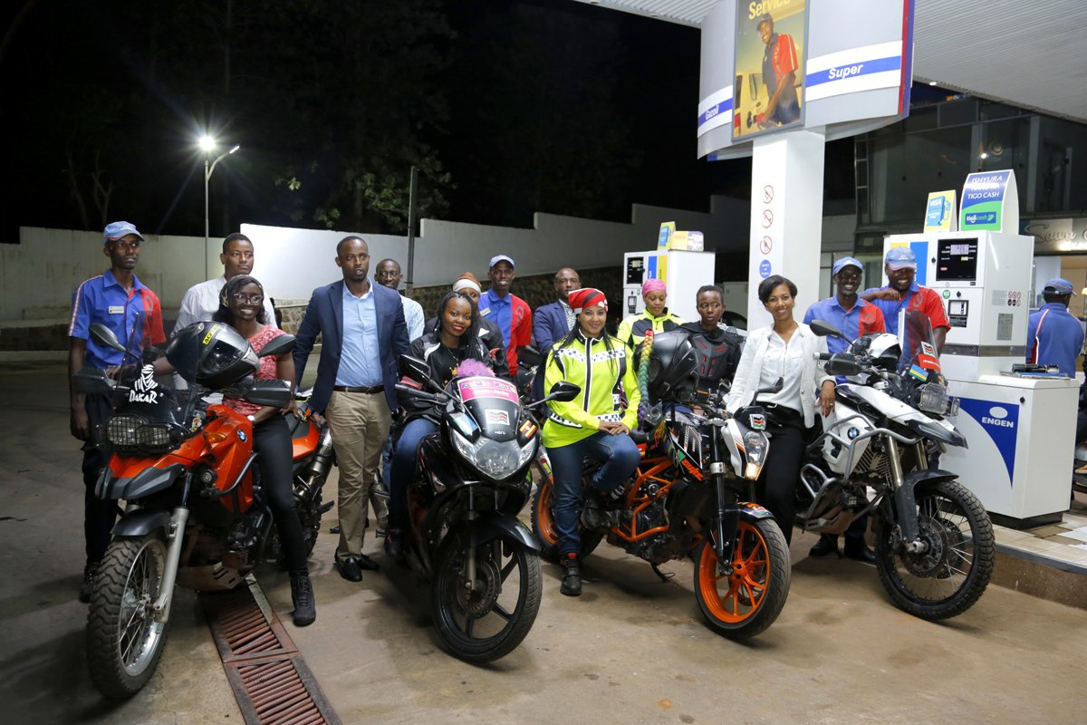 Нестандартные методы повышения безопасности на дорогах - кенийские женщины-байкеры